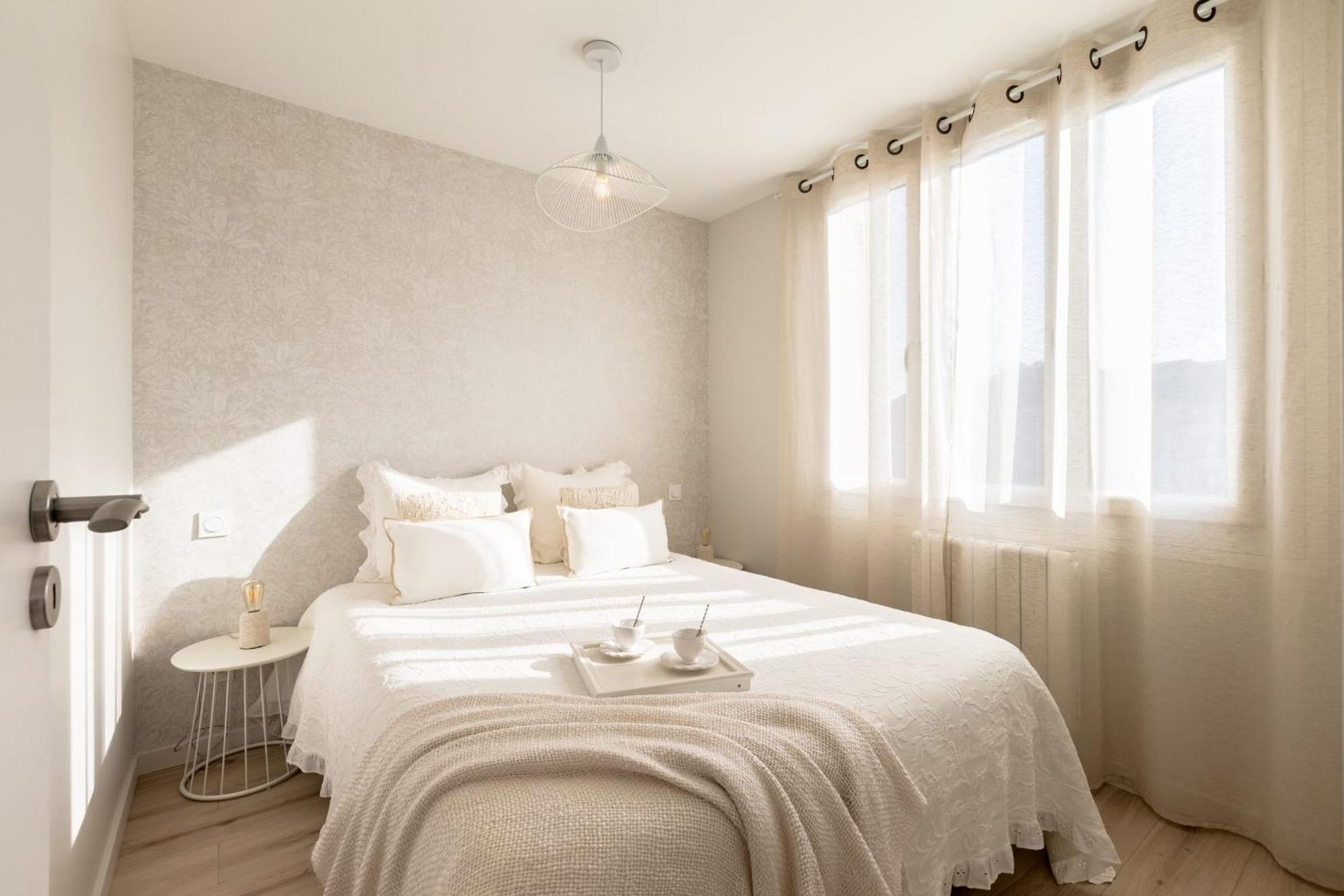 Le Santorin Elegant Calme Parking Apartment Annecy Ngoại thất bức ảnh